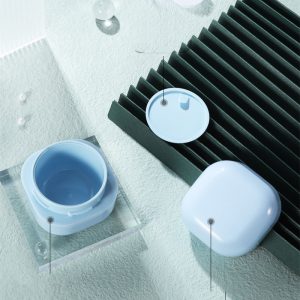 化妆品收纳盒 - 遮光型，是精华液、乳液和粉底液的完美选择