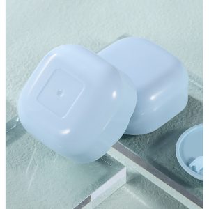 化妆品收纳盒 - 遮光型，是精华液、乳液和粉底液的完美选择