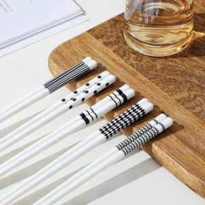 赫本风格高档陶瓷筷子套装，防滑，防霉，每人一双，INS 风格，礼盒装