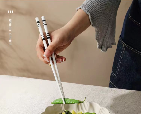 Hepburn Style High-End Premium Ceramic Chopsticks Set, Anti-Slip, Anti-Mold, One Pair Per Person, INS Style, Gift Box - 图片 3
