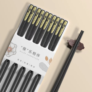 新款豪华厨房用具套装 - 10 双高品质家用筷子 - 高品质合金制成