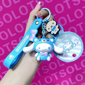 官方授权的 Sanrio Animal Wear 系列可爱卡通钥匙扣包吊坠 - Kuromi、Pochacco、My Melody 等