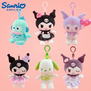 官方授权的 Sanrio Kuromi 毛绒钥匙扣 - Kuromi 与草莓气球