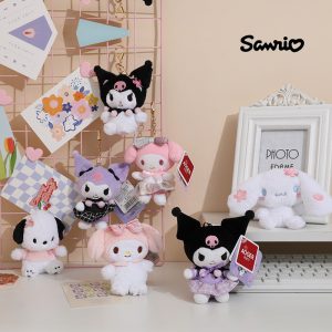 官方授权的 Sanrio Kuromi 毛绒钥匙扣 - Hanakotoba Spirit Series Kuromi（14 厘米）
